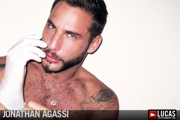 Jonathan Agassi is a fist fucking International Stud!